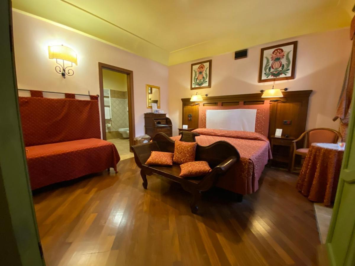 Alloggio per agriturismo Relais Abbazia Santa Anastasia Resort&winery Castelbuono (Sicily)